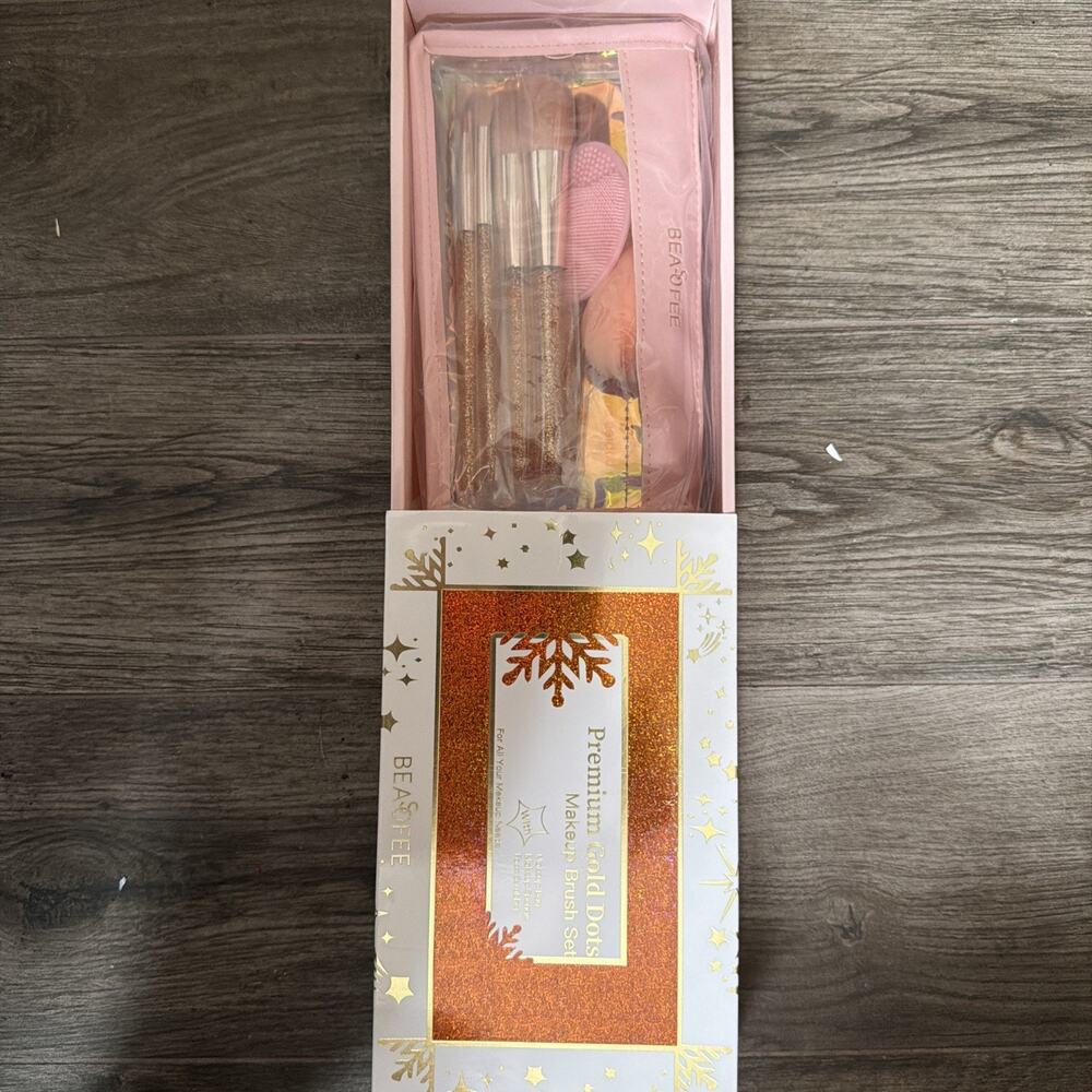 Beasofee Premium Make-up Brush Set 10 Piece In Pink Brand New In Box